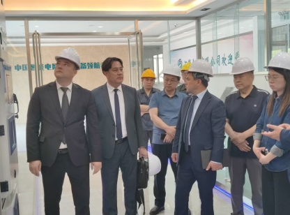 费尔干纳州霍基姆德地区电力网       设计局局长率团来公司考察