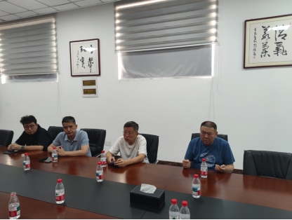 乌兹别克斯坦-国内贸易协会会长