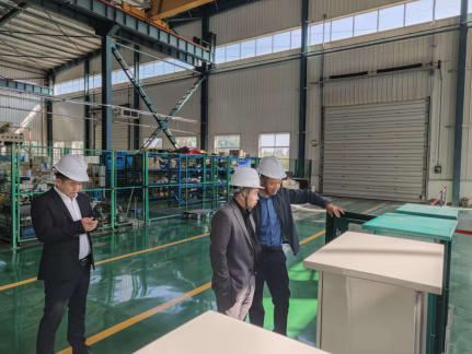 北京客人一行3人到公司现场调研